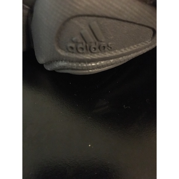 Yeezy  500 - Picture 6 of 8